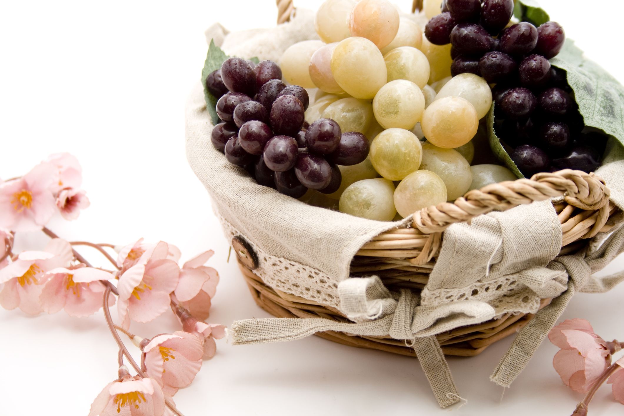 Fake grapes in bowl