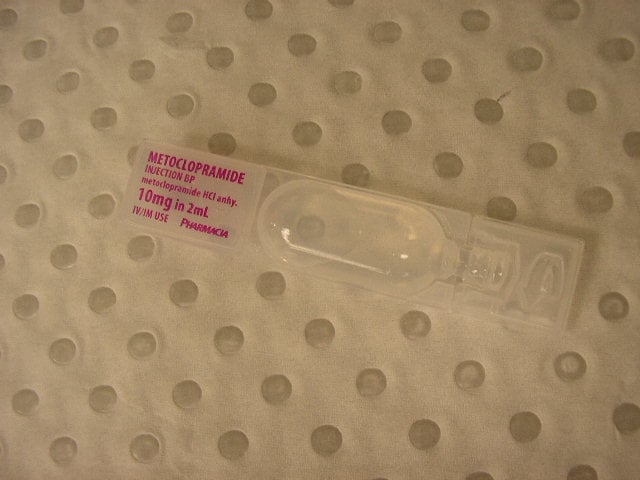 Metoclopramide ampule