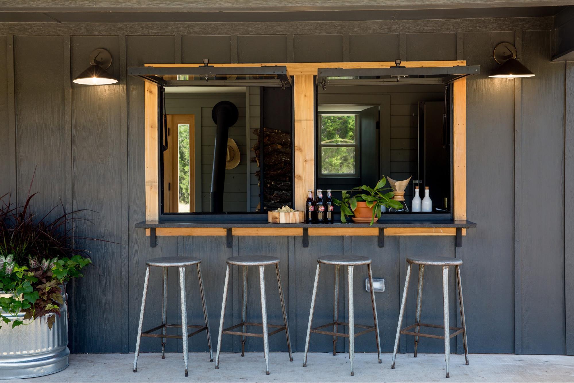 barstools outside