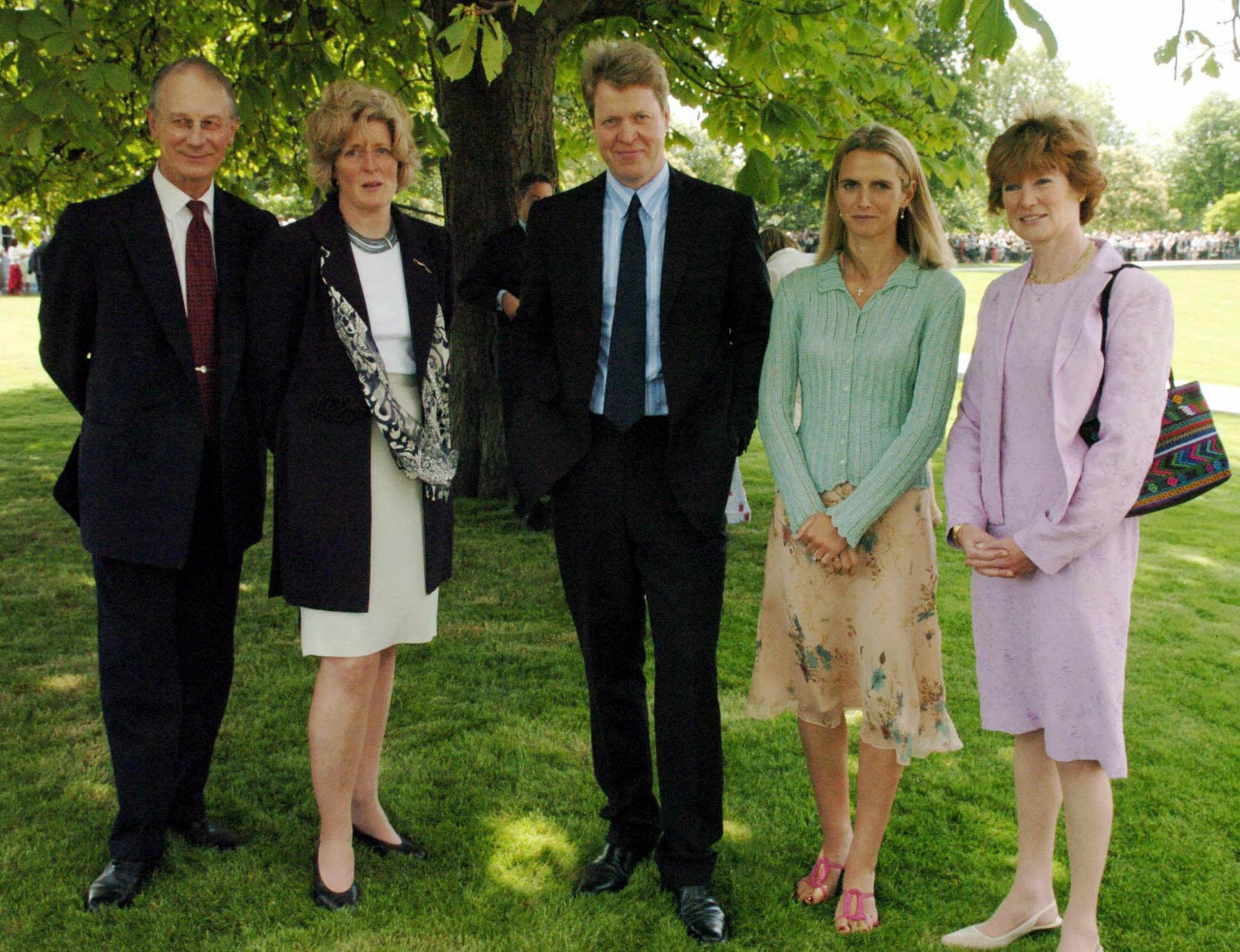 Earl Spencer (C) with (L-R) Sir William Fellowes, Lady Jane Fellowes, Lady Spencer and Lady Sarah Macorquadale at Diana memorial