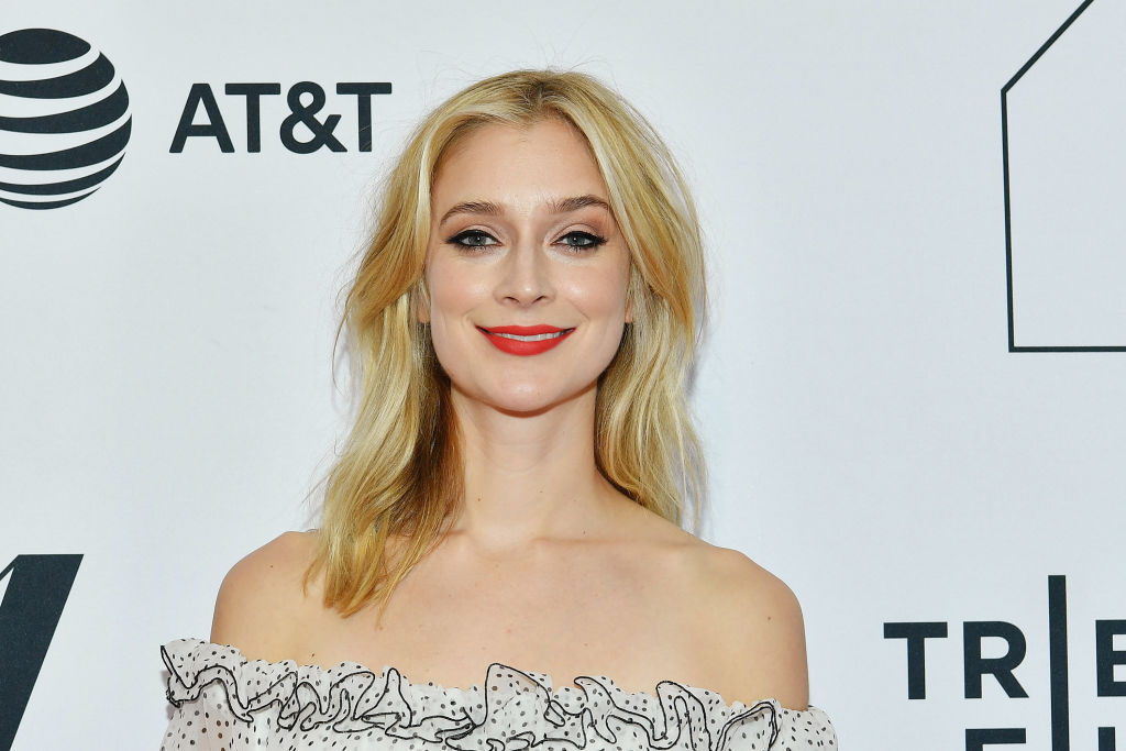 Caitlin FitzGerald attends the screeing of "Sweetbitter" during the 2018 Tribeca Film Festival