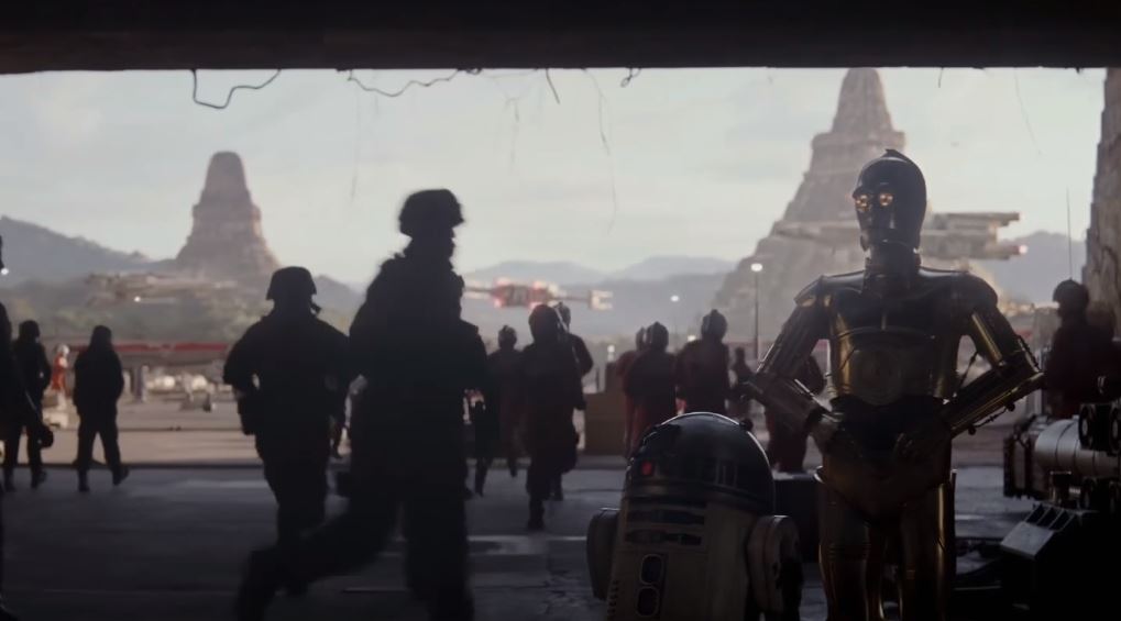 R2-D2 and C-3PO in Rogue One: A Star Wars Story R2-D2 and C-3PO in Rogue One: A Star Wars Story