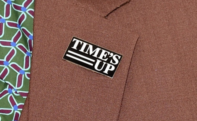 Actor Sam Rockwell, Time's Up pin detail, attends the 2018 Film Independent Spirit Awards on March 3, 2018 in Santa Monica, California. Actor Sam Rockwell, Time's Up pin detail, attends the 2018 Film Independent Spirit Awards on March 3, 2018 in Santa Monica, California.