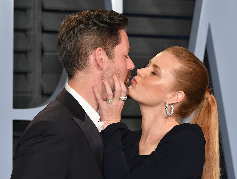 Darren Le Gallo and Amy Adams kissing for the paparazzi. Darren Le Gallo and Amy Adams kissing for the paparazzi.