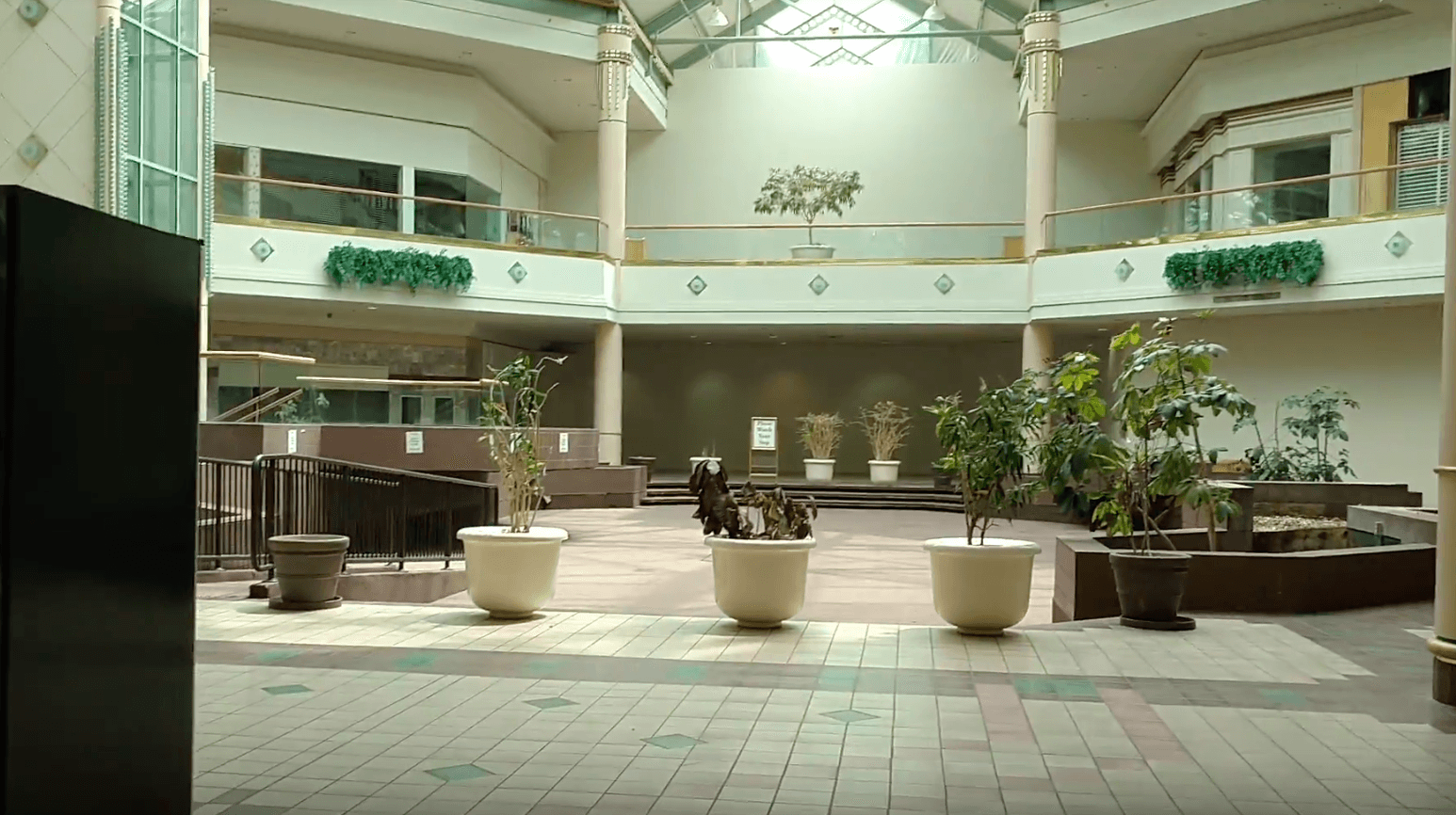Charlestowne Mall