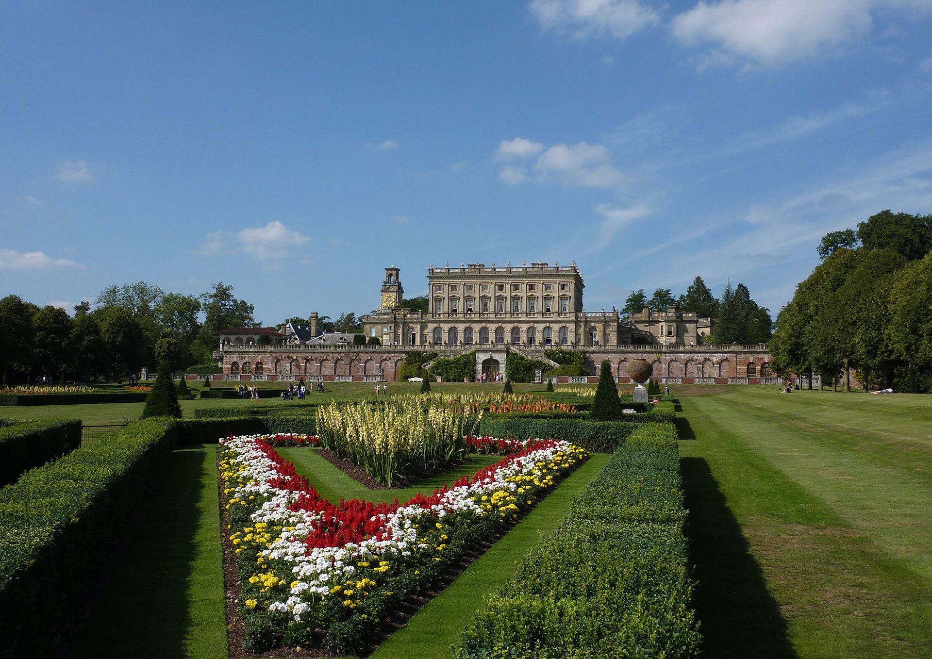 Cliveden house garden