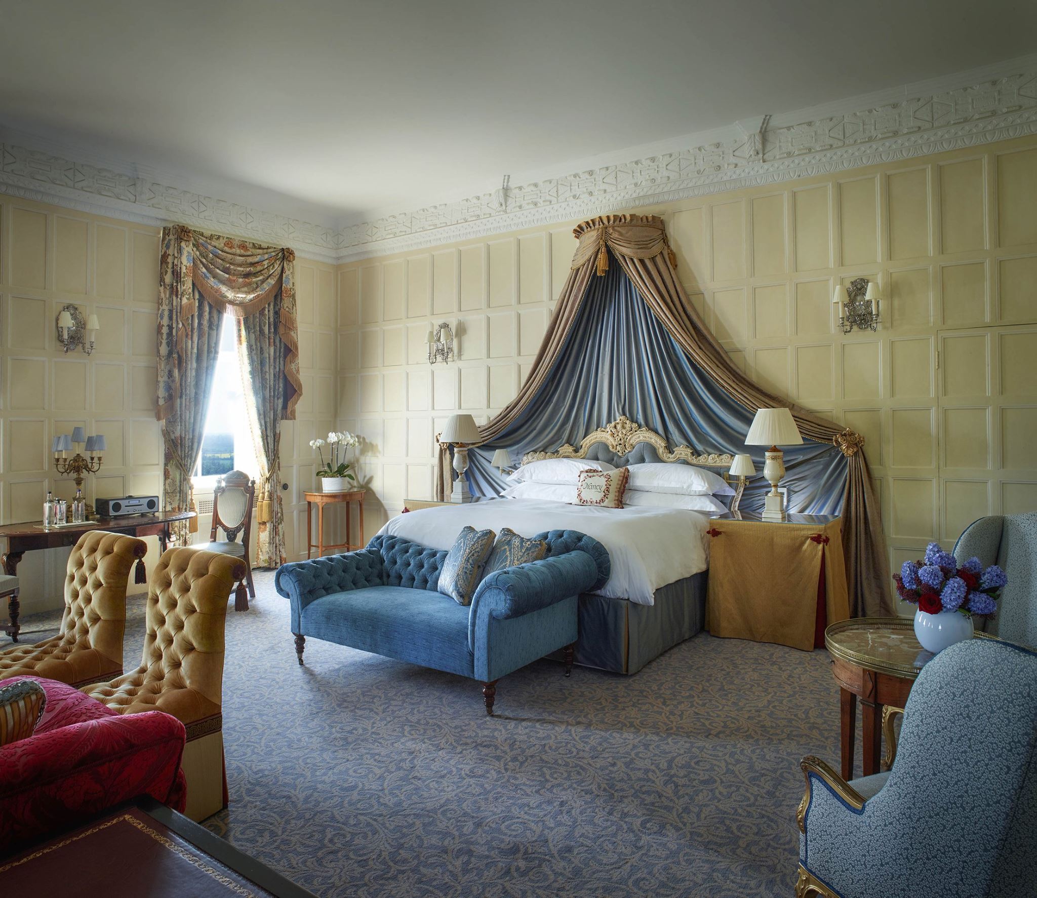 Cliveden house room