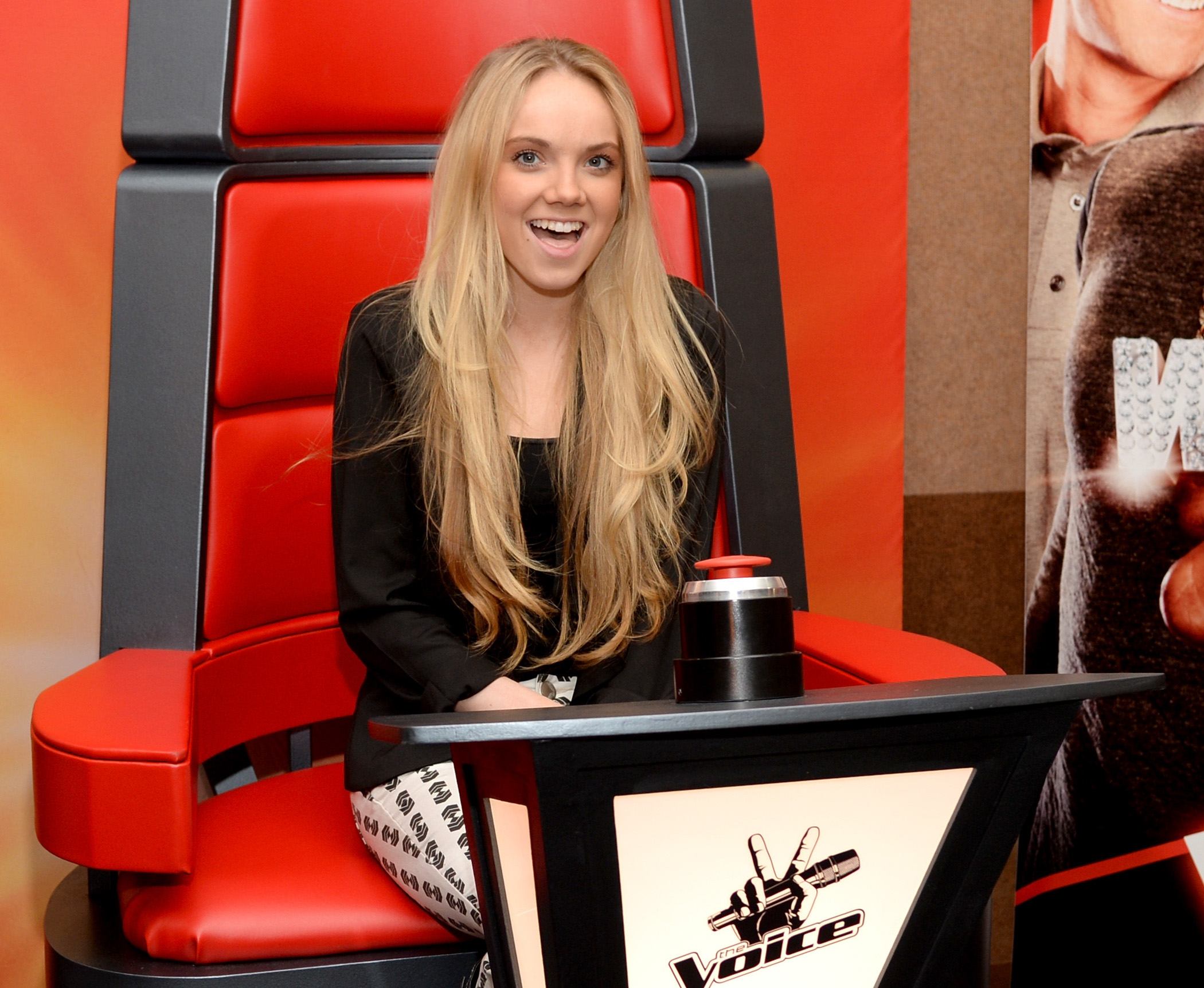Danielle Bradbery in the voice chair