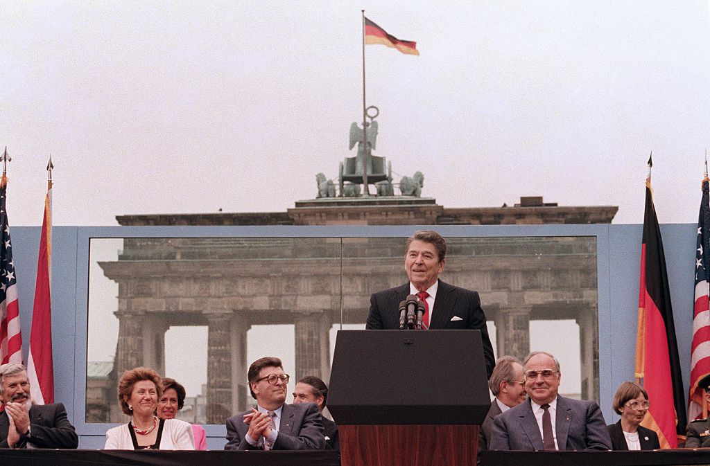 Ronald-Reagan-at-the-Berlin-Wall Ronald-Reagan-at-the-Berlin-Wall