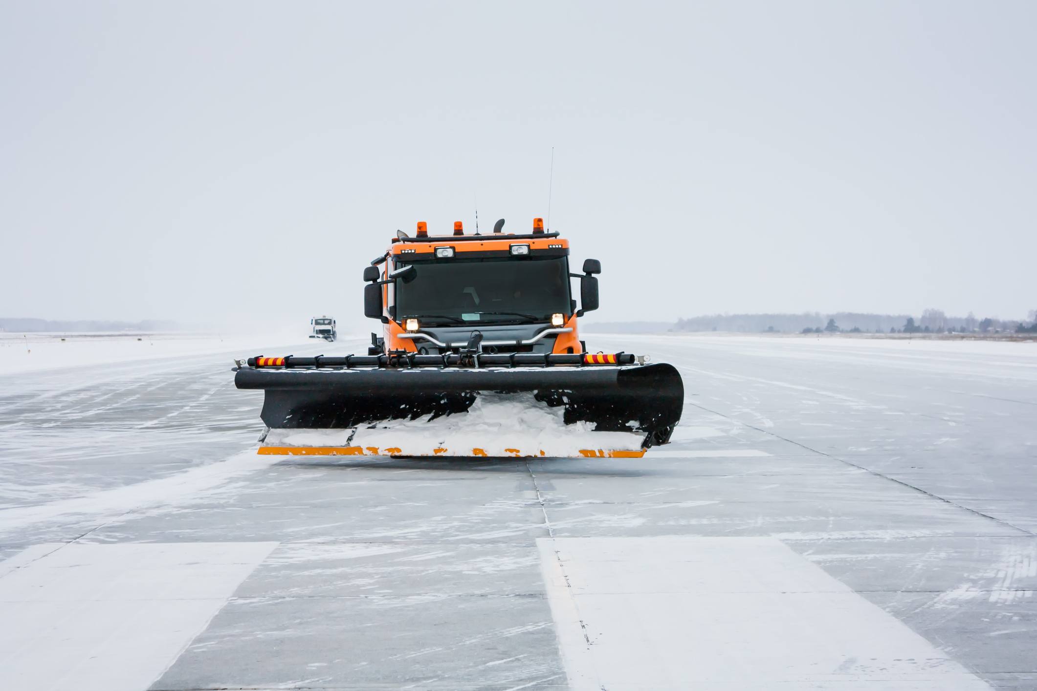 Snow machines on the winter runway