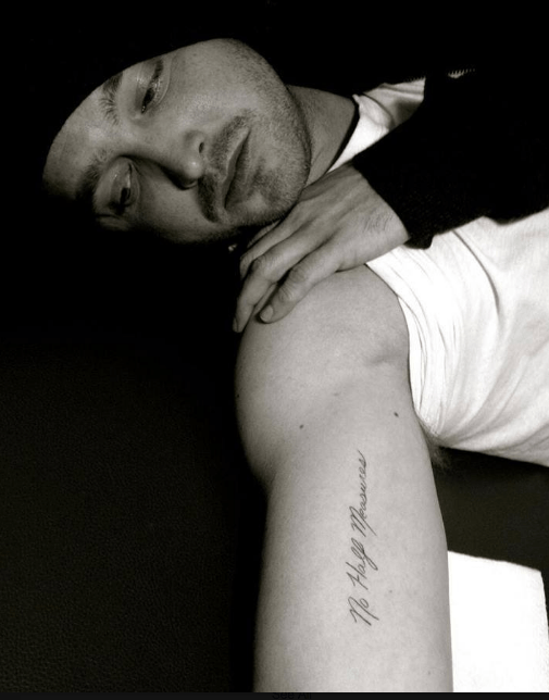 Aaron Paul getting a Breaking Bad tattoo