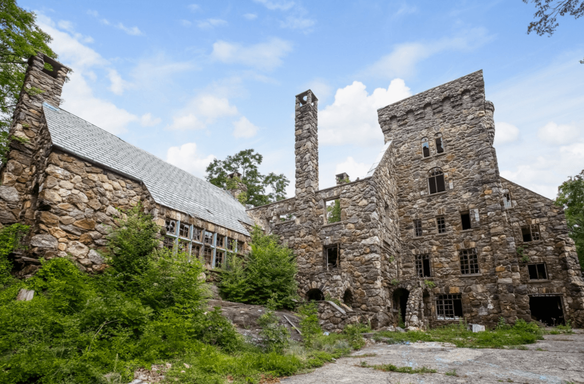 Elda Castle