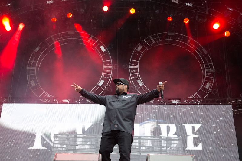 Ice Cube performs on Day 2 of the 2017 ACL Music Festival held at Zilker Park in Austin, Texas, on October 7, 2017. / AFP PHOTO / SUZANNE CORDEIRO (Photo credit should read SUZANNE CORDEIRO/AFP/Getty Images)