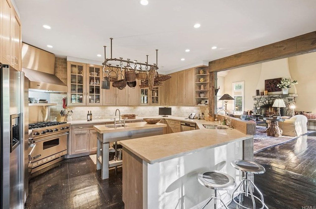 Tom Brokaw kitchen