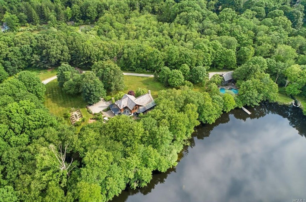 Tom Brokaw lake house