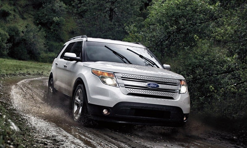 2013 Ford Explorer: The popular Ford SUV offers a choice between a 3.5-lter Ti-VCT V6 and a 2.0-liter EcoBoost® four-cylinder engines to deliver impressive fuel efficiency.