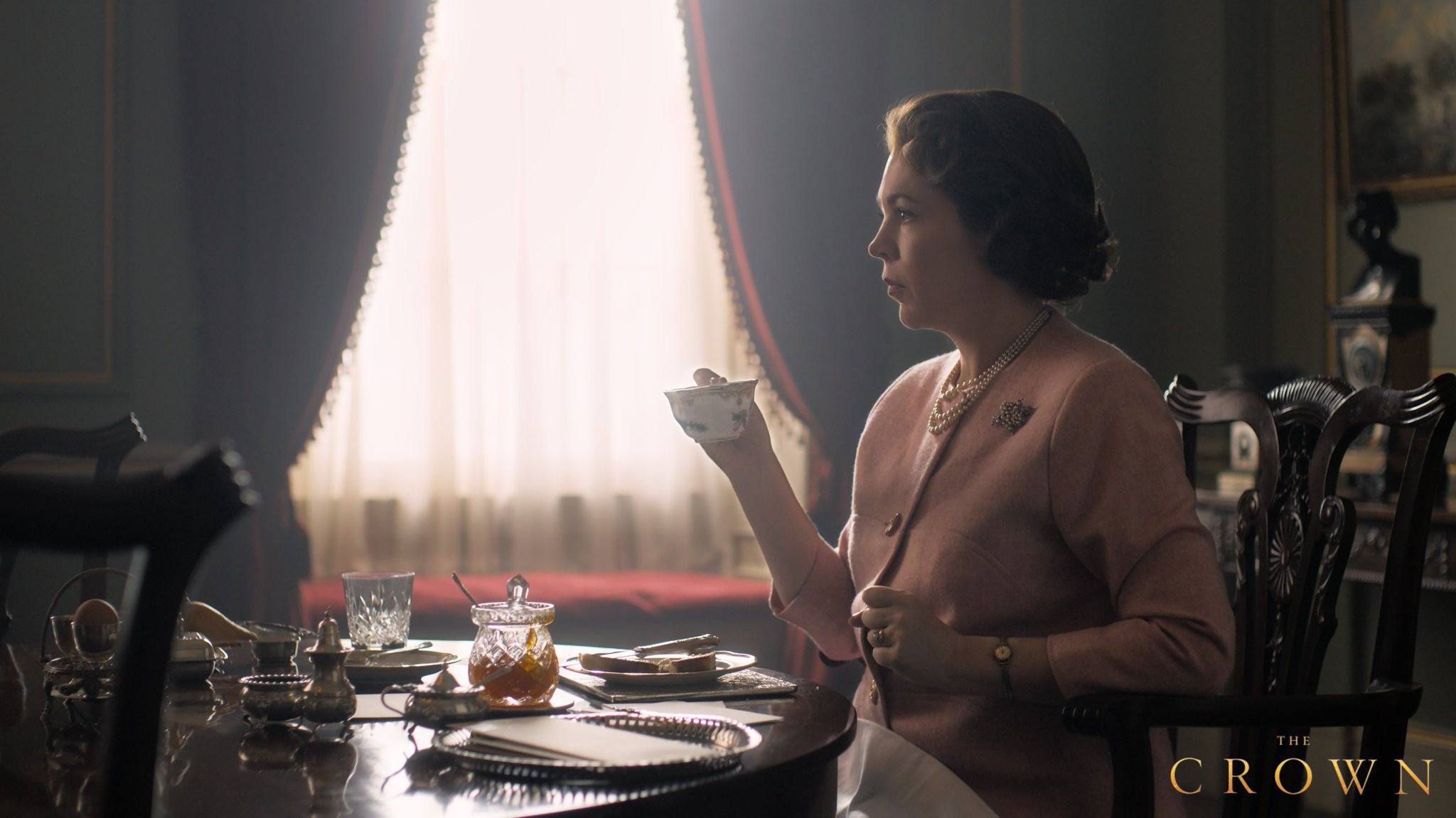 Olivia Colman as Queen Elizabeth in ‘The Crown:’ When Does Season 3 Air on Netflix?