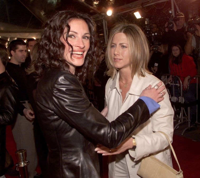 Julia Roberts and Jennifer Aniston