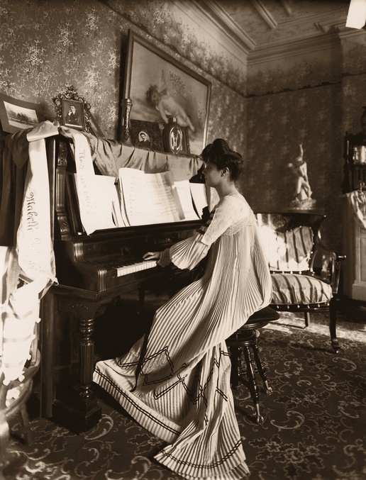 1920 living room piano