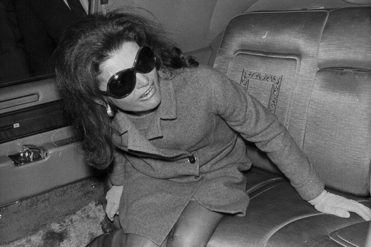Jacqueline Onassis, formerly Kennedy, arriving at London Airport in the back of a car, November 14th 1968