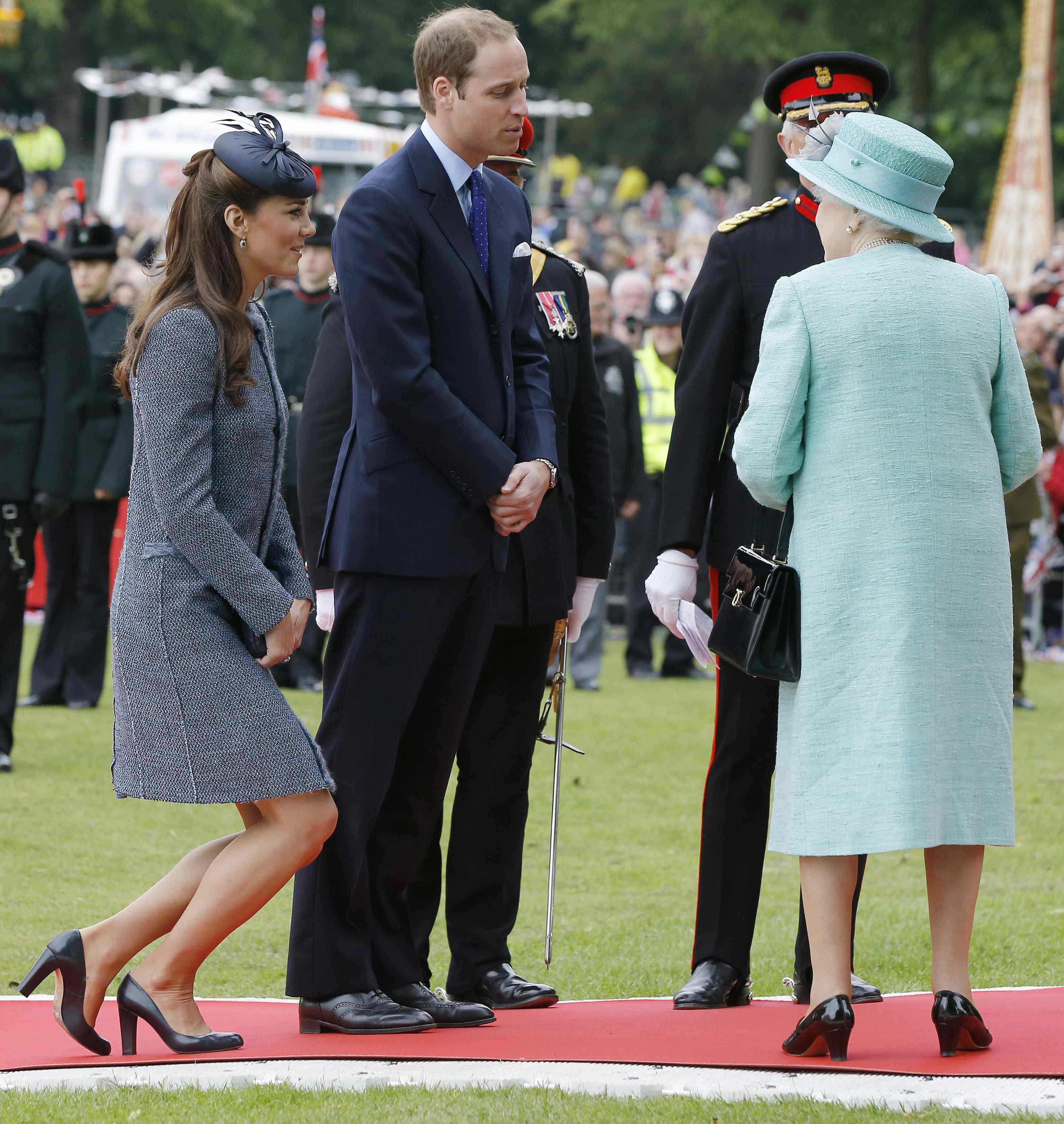 Kate Middleton Curtsy