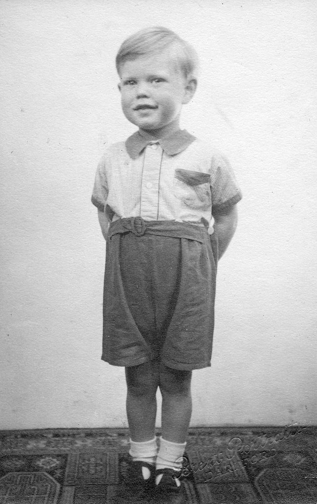Mick Jagger age 3 circa 1946