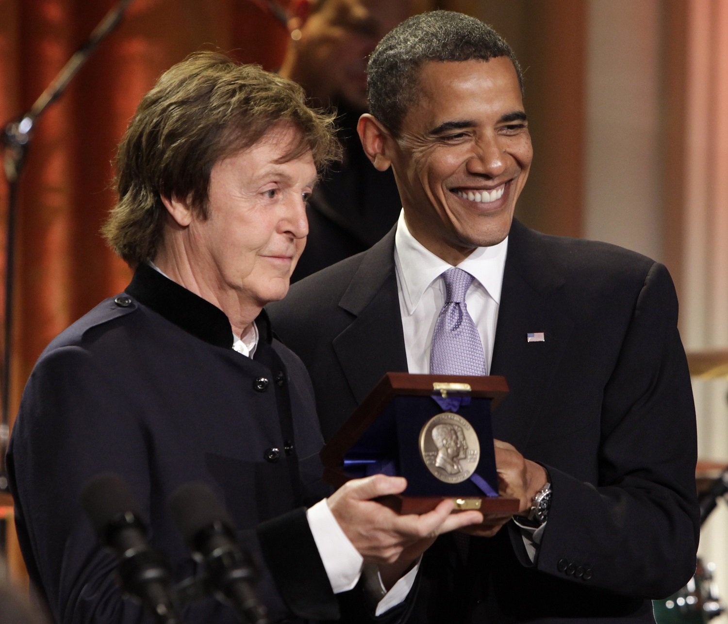 Barack Obama presents Paul McCartney with the third Gershwin Prize for Popular Song
