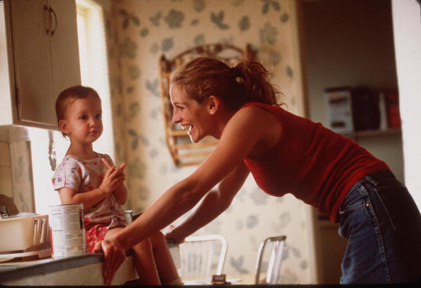 2000 Julia Roberts Stars In The Movie "Erin Brockovich"