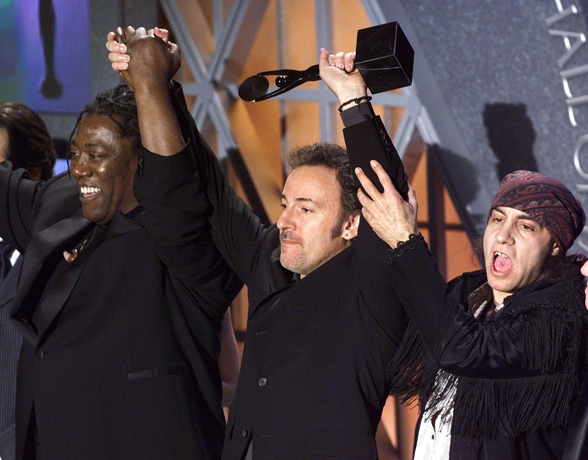Bruce Springsteen, Little Steven, Clarence Clemons (left) Rock and Roll Hall of Fame 1999
