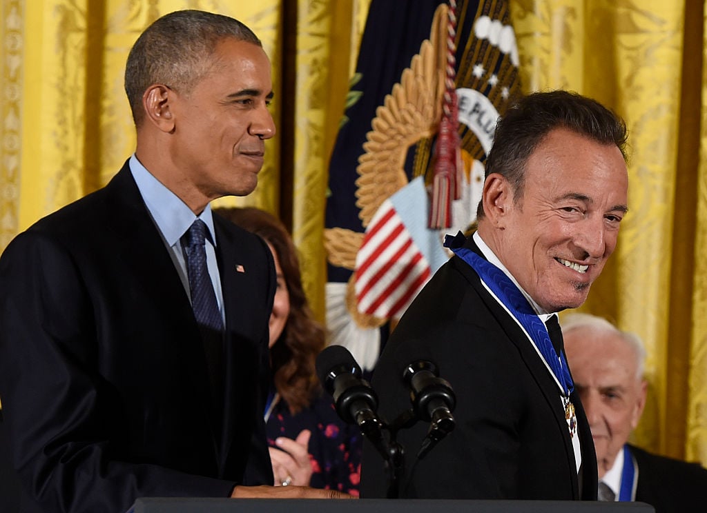 Bruce Springsteen receives Presidential Medal of Freedom from Barack Obama 2016