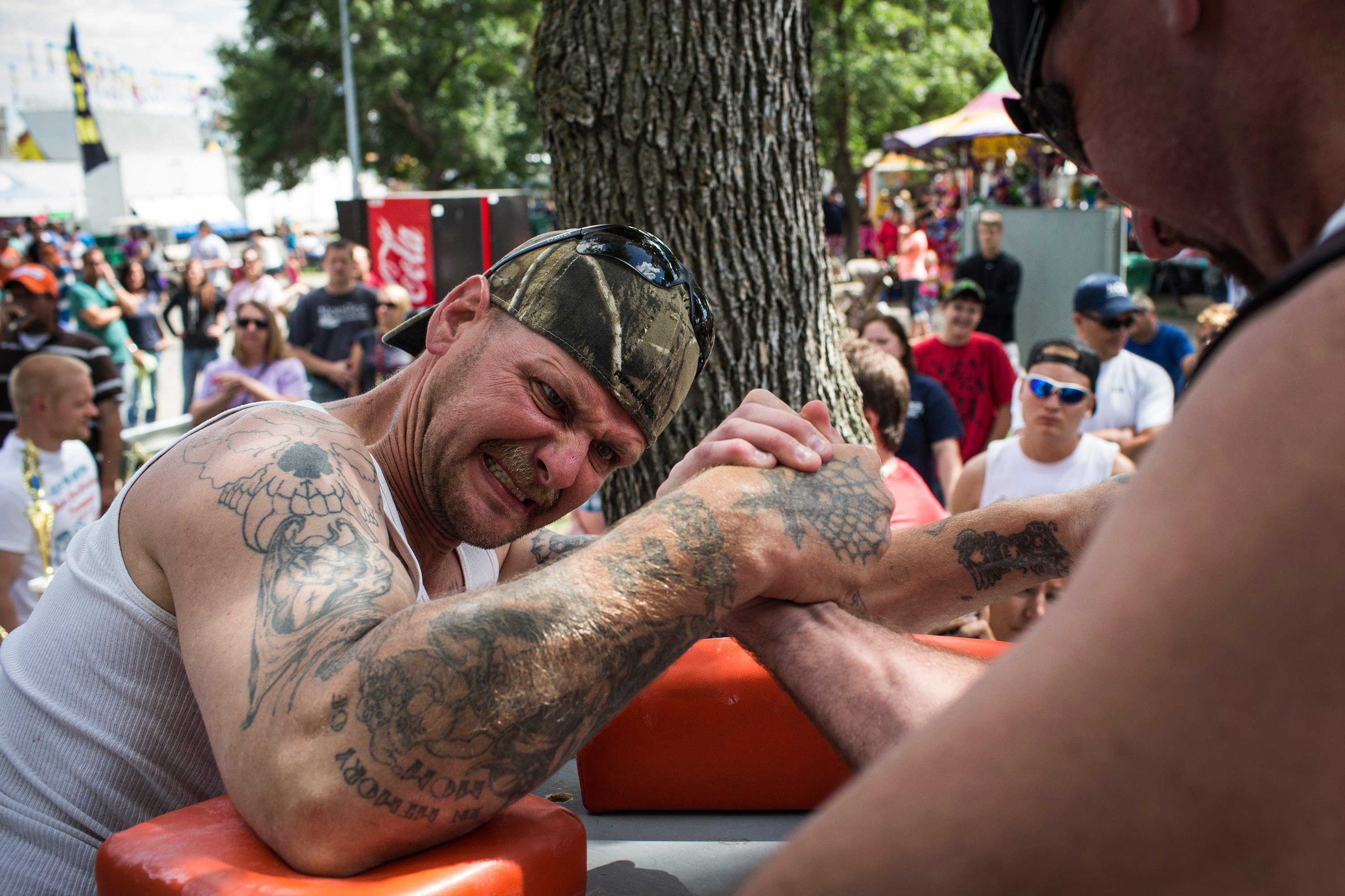 men arm wrestling