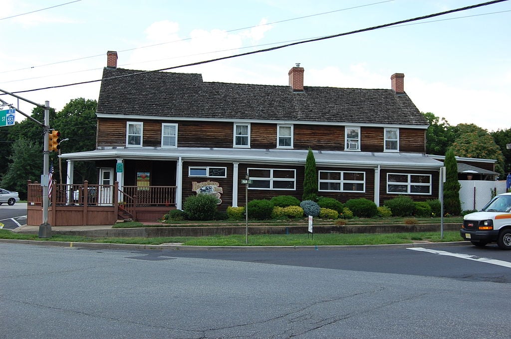 Barnsboro Inn, oldest bars in the U.S.