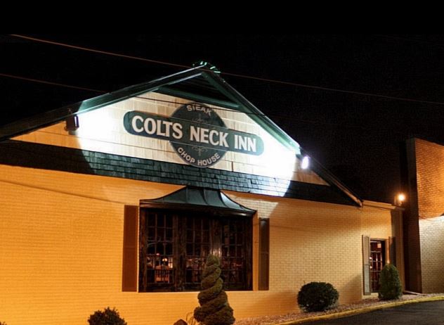 Colts Neck Inn, oldest bars in America