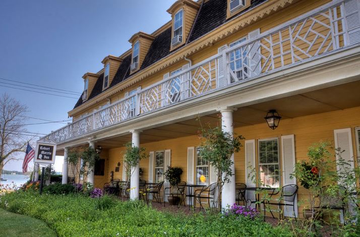 Robert Morris Inn