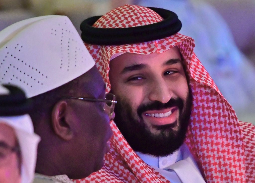 how does the saudi royal family make money