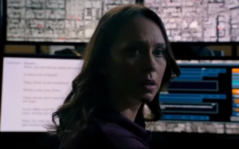 Jennifer Love Hewitt in 9-1-1
