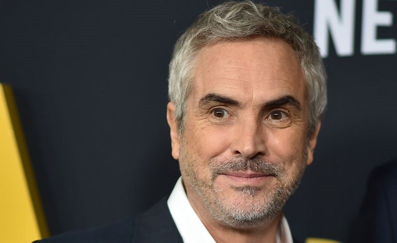 movie director Alfonso Cuarón has the best Oscar odds for best picture