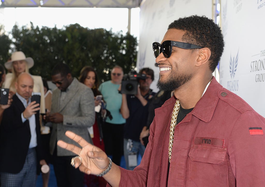Usher Raymond attends The Inaugural $12 Million Pegasus World Cup Invitational, The World's Richest Thoroughbred Horse Race At Gulfstream Park at Gulfstream Park on January 28, 2017 in Hallandale, Florida. 