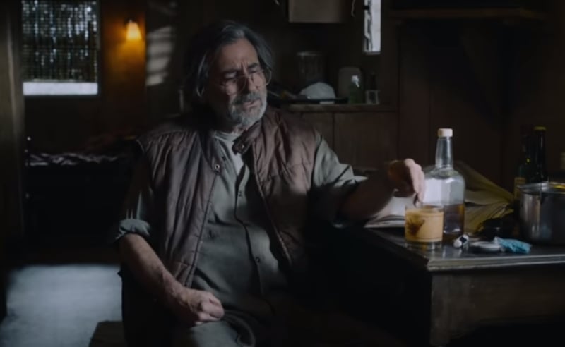 Griffin Dunne as Nicky Pearson