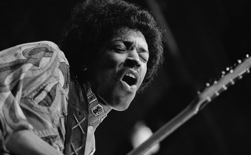 Jimi Hendrix performing live