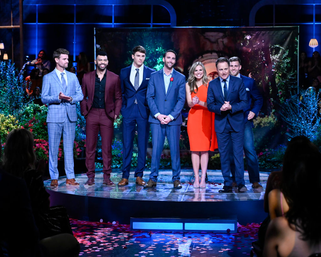 Hannah Brown and the first five contestants of "The Bachelorette"
