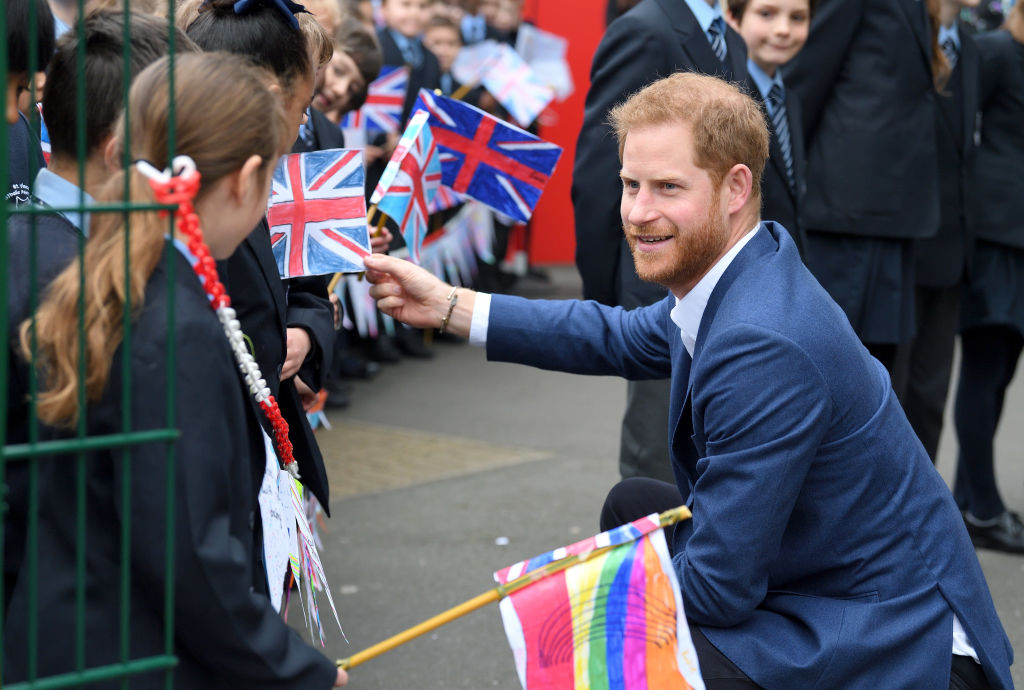 The Not So Sneaky Way Prince Harry Hides His Identity in Public