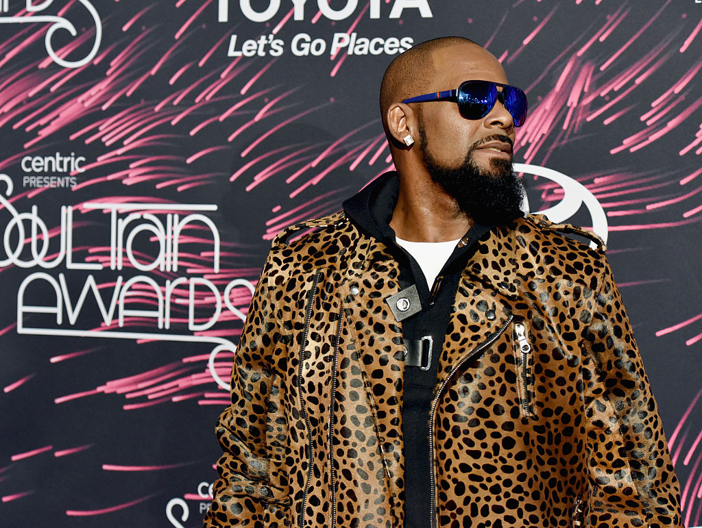 R. Kelly| Earl Gibson/BET/Getty Images for BET