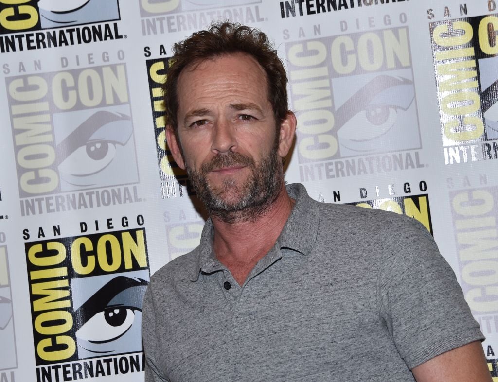 Celebrities, 90210 and Riverdale co-stars react to Luke Perry's death.