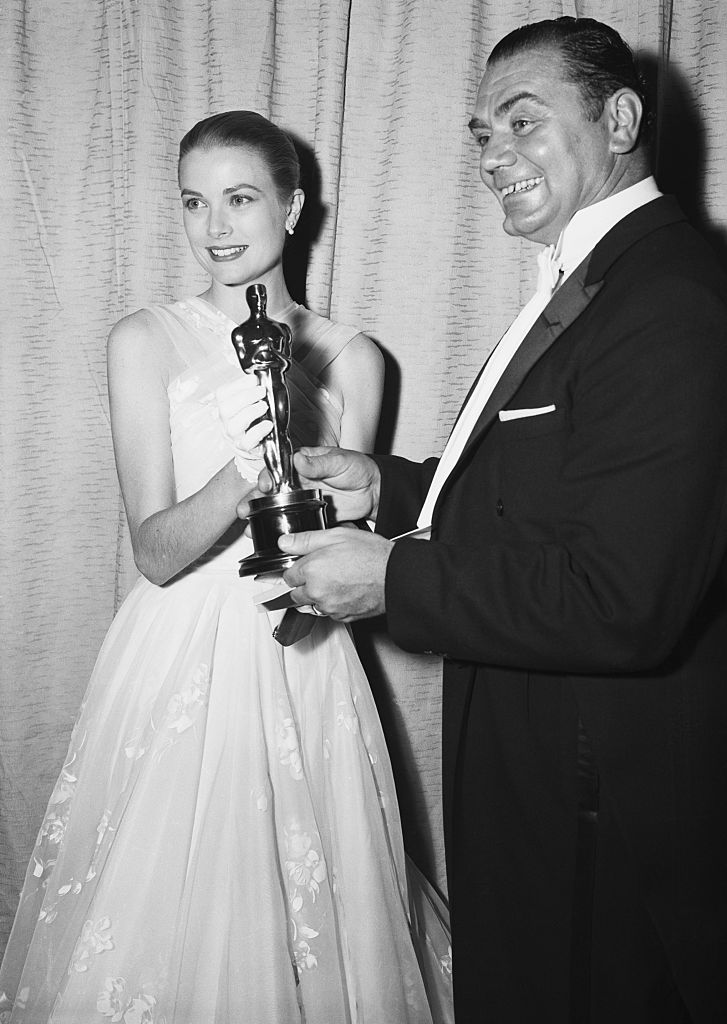 Ernest Borgnine receiving an Oscar for 'Marty'