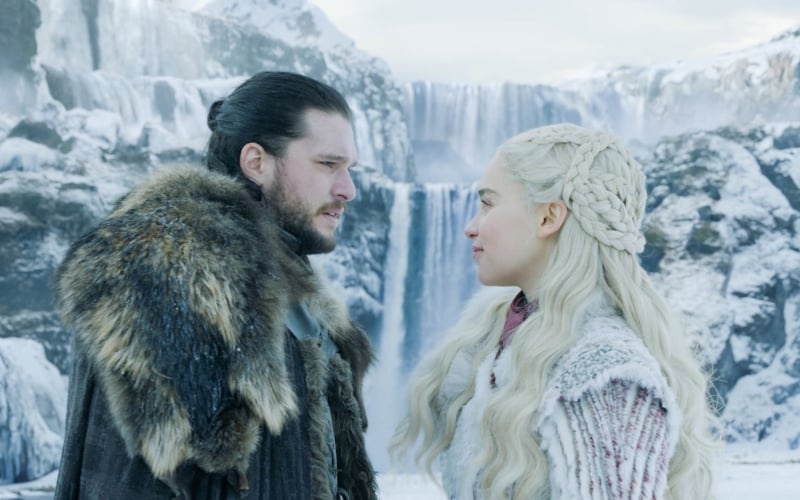 Game Of Thrones: Jon Snow finds out that Daenerys is his aunt!