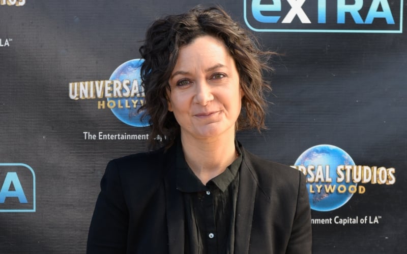 Sara Gilbert