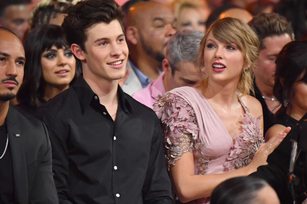Shawn Mendes and Taylor Swift at 2018 Billboard Music Awards