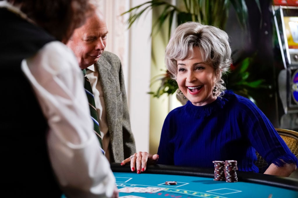 Annie Potts| Cliff Lipson/CBS via Getty Images