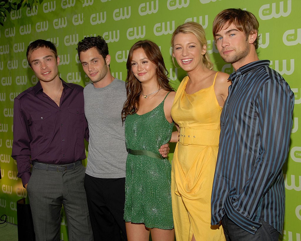 Cast of 'Gossip Girl.' (L-R): Ed Westwick, Penn Badgley, Leighton Meester, Blake Lively, and Chace Crawford.